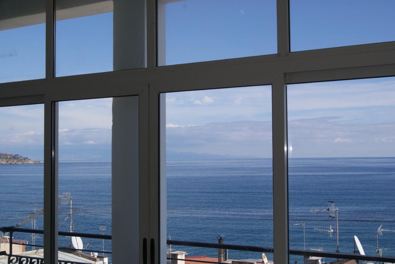 Donna Sicilia 2 Διαμέρισμα Giardini Naxos Εξωτερικό φωτογραφία